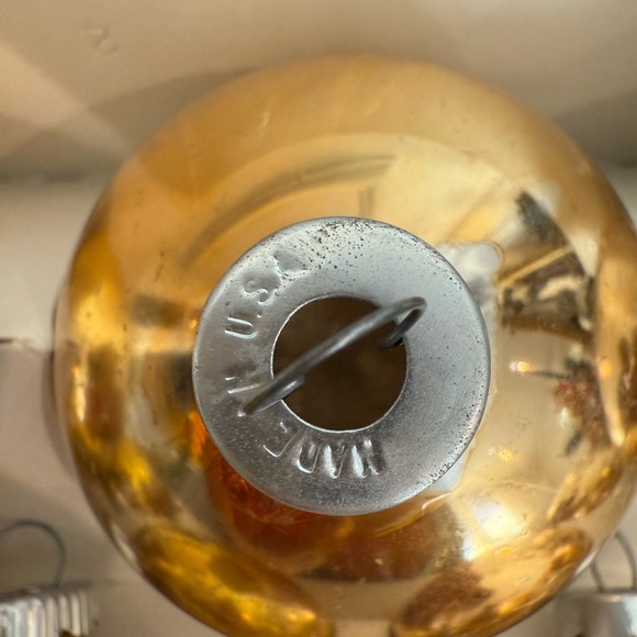 Vintage Glass Christmas Ornaments Holly House USA w/box - Picture 2 of 5